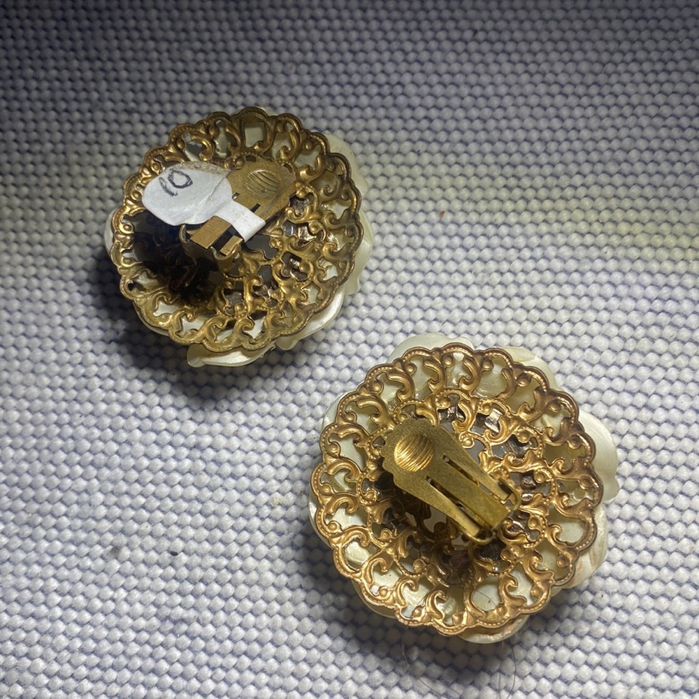 Miriam Haskell, Aurora Borealis Clip On Earrings - image 4